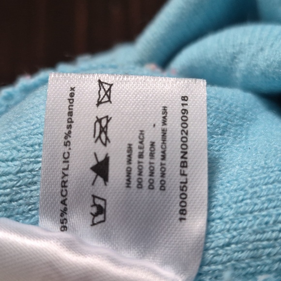 NWOT Loungefly ALIEN TIE DYE WATCHMAN BEANIE - Picture 5 of 7